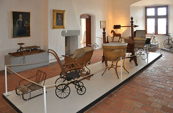 Historische Kinderwagen Museum Burg Waldburg