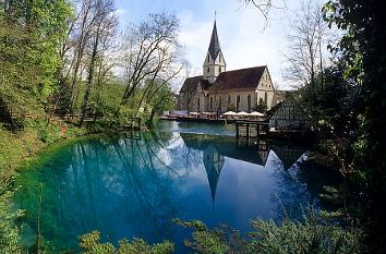Blautopf und Kloster in Blaubeuren