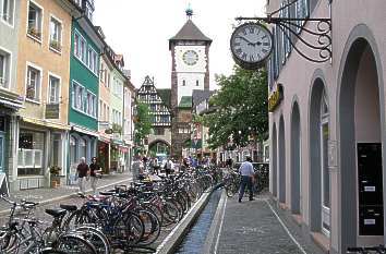 Bächle und Fahrräder in Freiburg