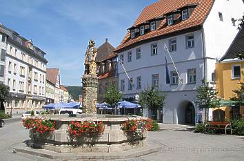 Zinnsfelderbrunnen am Holzmarkt in Kulmbach