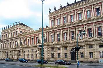 Breite Stra&szlig;e