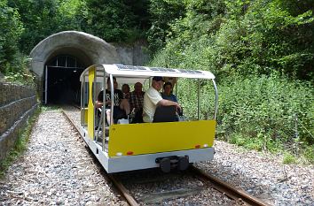Solardraisine Überwaldbahn Tunnel