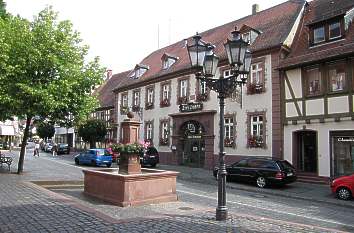 Am Kirchplatz in Michelstadt