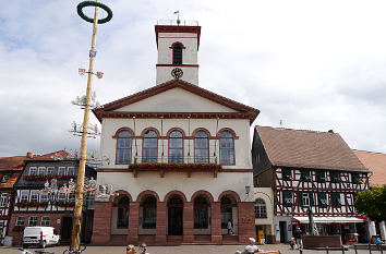 Rathaus und Marktplatz in Seligenstadt