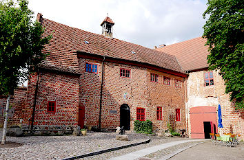 Burg Penzlin mit Hexenmuseum