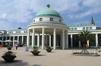 Brunnentempel und Wandelhalle in Bad Pyrmont