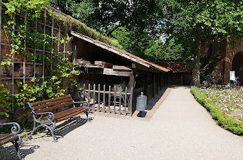 Garten Jagdschloss Burg Linn