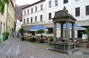 R&ouml;hrwasserbrunnen auf dem Holzmarkt