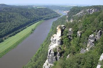 Blick von der Bastei auf die Elbe