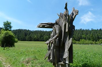 Kunst im Wald von Kleinbreitenbach