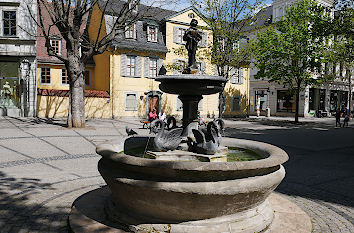 Gänsemännchenbrunnen in der Schillerstraße