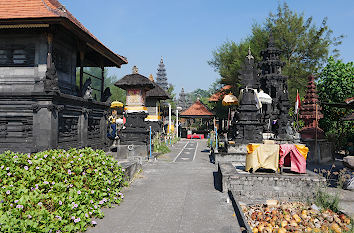 Tempel Pura Campuhan Windhu Segara Padanggalak