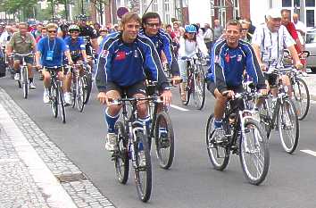 Start der Burgenfahrt in Erfurt