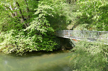 Fußgängerbrücke an der Aachquelle