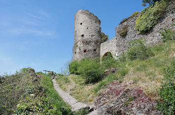 Burg Mägdeberg mit Turm