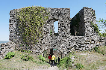 Auf der Burg Mägdeberg