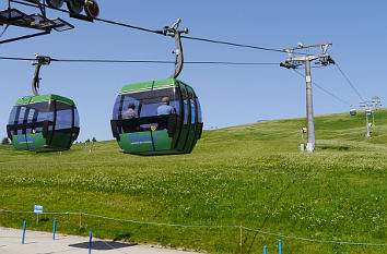 Mit der Kabinenseilbahn auf den Feldberg fahren