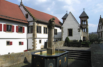 Brunnen Innenhof Kloster Comburg