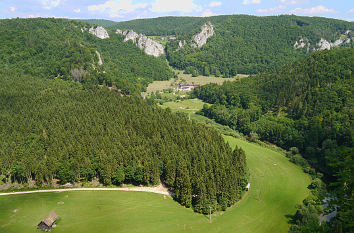 Blick vom Knopfmacherfelsen zum Jägerhaus