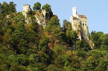 Schloss Lichtenstein vom Tal aus gesehen