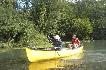 Kanu im Naturschutzgebiet Taubergießen