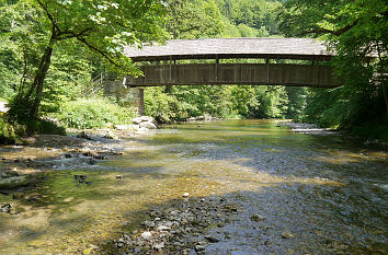 Brücke an der Einmündung der Gauchach im Schwarzwald