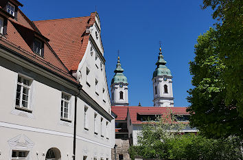 Hofgarten und Kirche St. Peter in Bad Waldsee