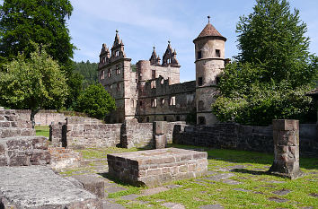 Schlossruine im Kloster Hirsau