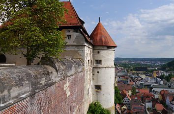 Schloss Hellenstein über den Dächern von Heidenheim