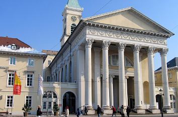 Portal der Stadtkirche Karlsruhe