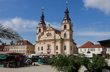 Marktplatz Ludwigsburg mit Stadtkirche