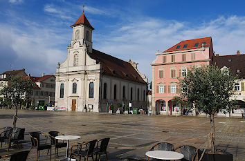 Marktplatz Ludwigsburg mit Kirche zur heiligsten Dreieinigkeit
