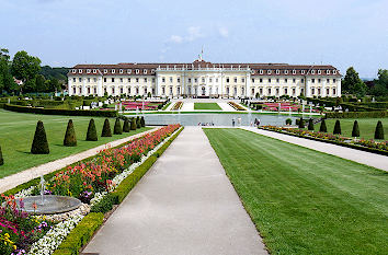 Blühendes Barock am Schloss Ludwigsburg