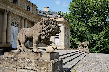 Haupteingang Seeschloss Monrepos