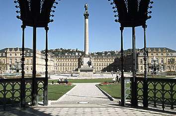 Schloßplatz Stuttgart und Neues Schloss