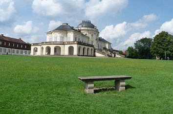 Schloss Solitude mit Bergpark