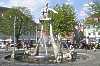 Brunnen von Peter Lenk am Landungsplatz