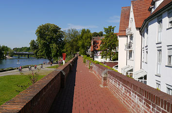Promenadenweg Stadtmauer Ulm und Donau