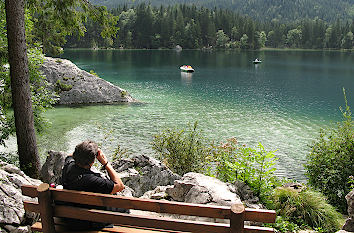 Sitzbank am Hintersee