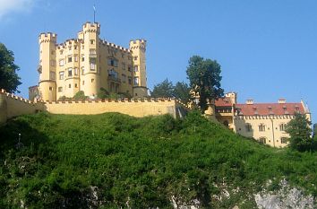 Schloss Hohenschwangau auf Felsen