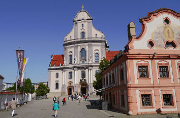 Franziskanerhaus und St. Anna Altötting