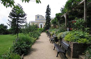 Garten am Pompejanum in Aschaffenburg