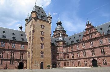 Innenhof Schloss Johannisburg