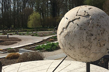 Kunst im Botanischen Garten Augsburg