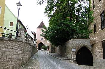 Klosterstraße mit "Oberem Tor"