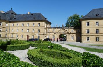 Innenhof Kloster Banz mit Klostereingang
