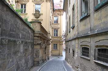 Gasse am Böttingerhaus