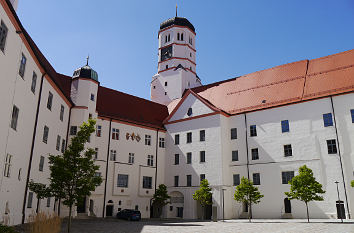 Schloss: Schlosshof Dillingen an der Donau