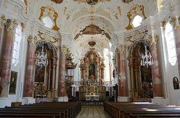 Kircheninneres Frauenkirche Günzburg