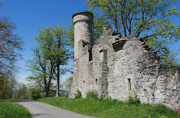 Künstliche Burgruine Labyrinth am Theresienstein